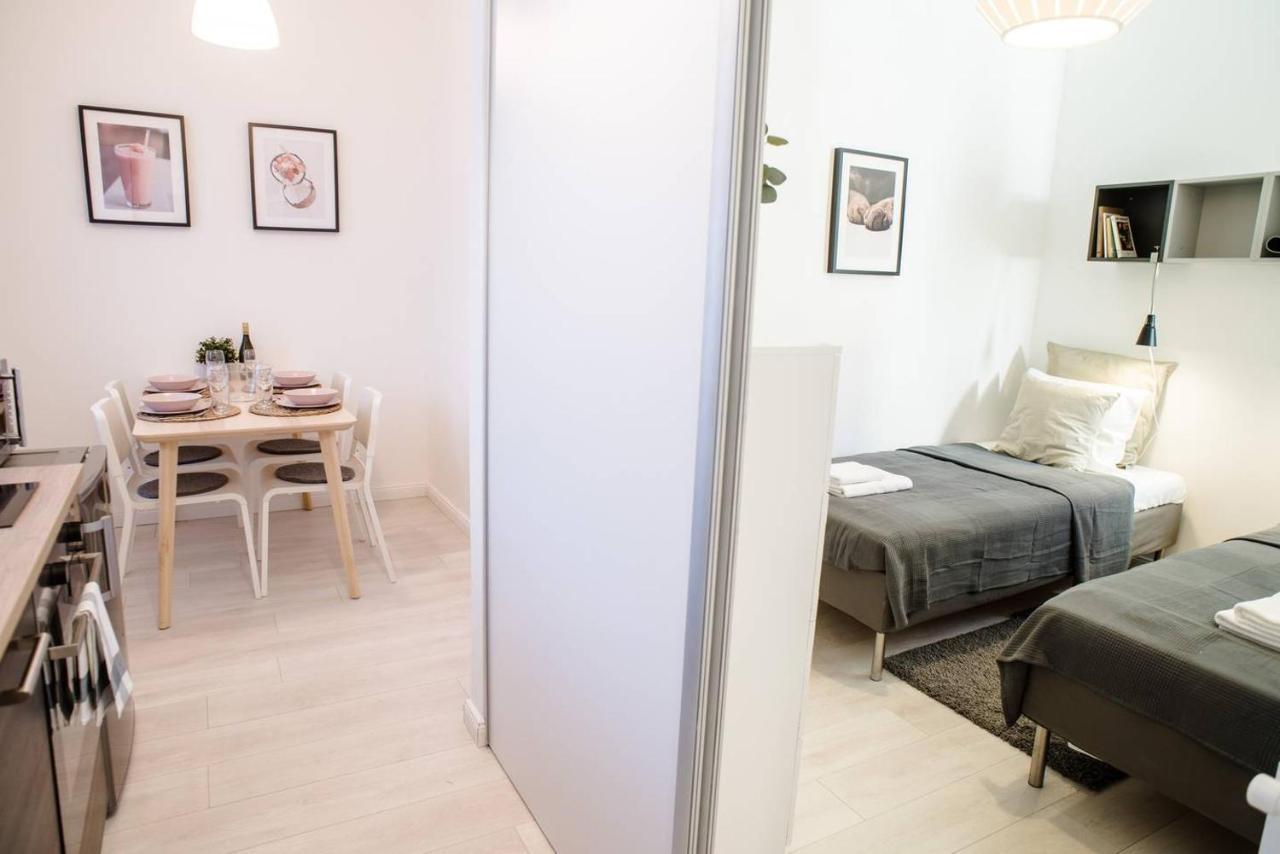 Very Central, New And Comfy With A/c Apartmán