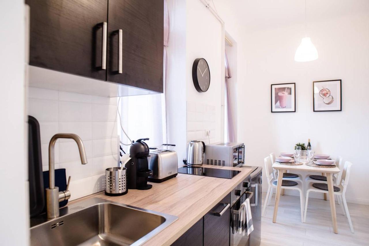 Appartement Very Central, New And Comfy With A/c *